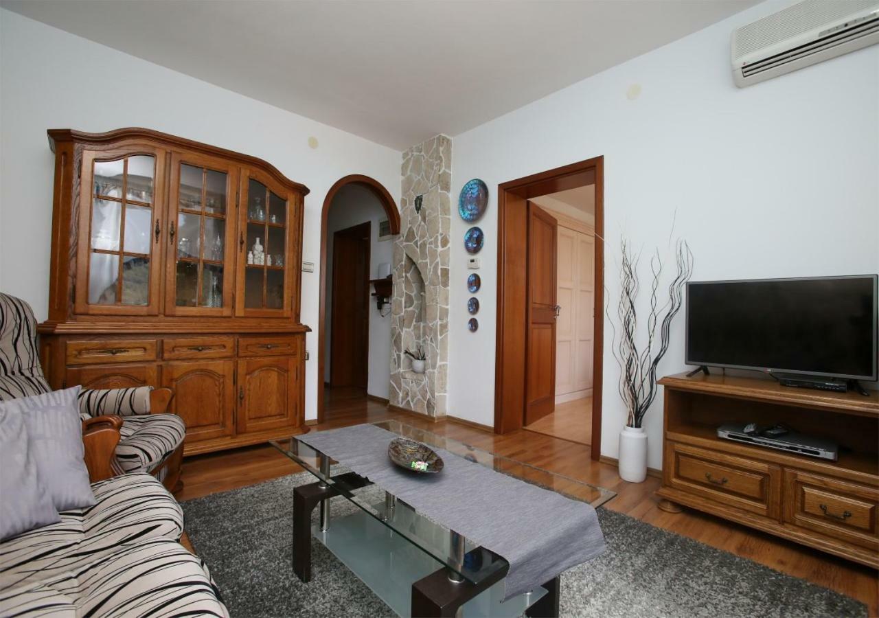 4 Persons App With Great Sea View,Ac,Wifi,399 Apartamento Rabac Exterior foto